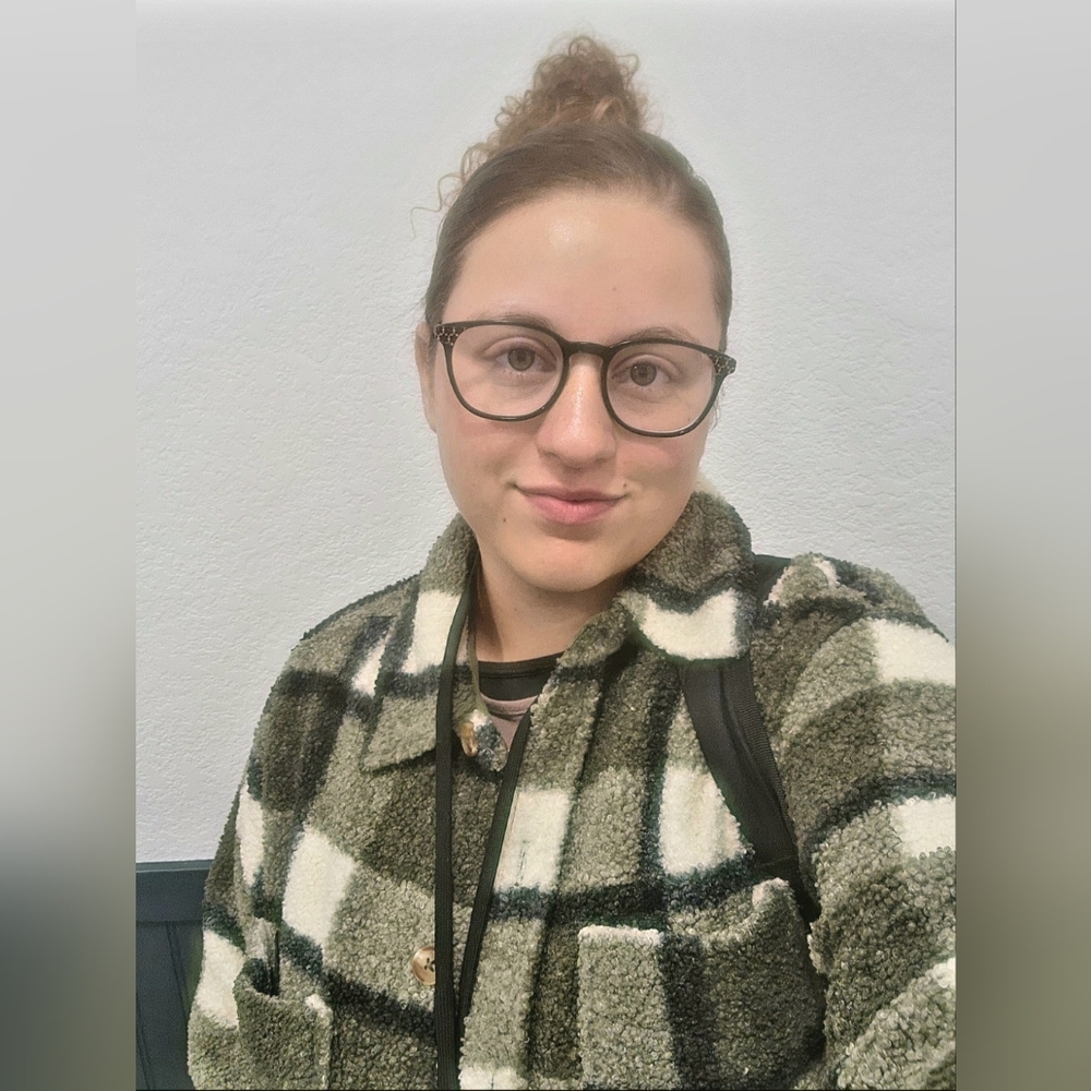 Meet your Posher, Arianna